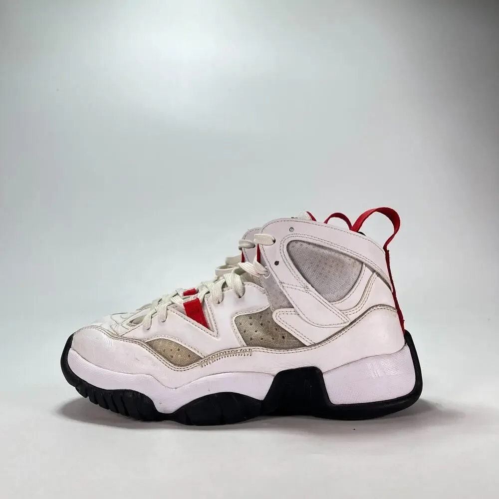 Jordan Jumpman Two Trey White University Red Sneakers DO1925-160 Men's Size 8.5